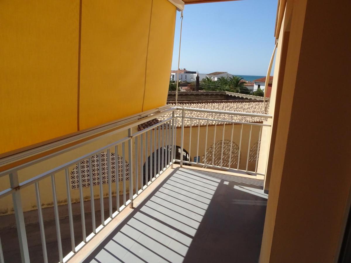 Apartamentos El Sol A 20 Metros Del Mar Дения Экстерьер фото