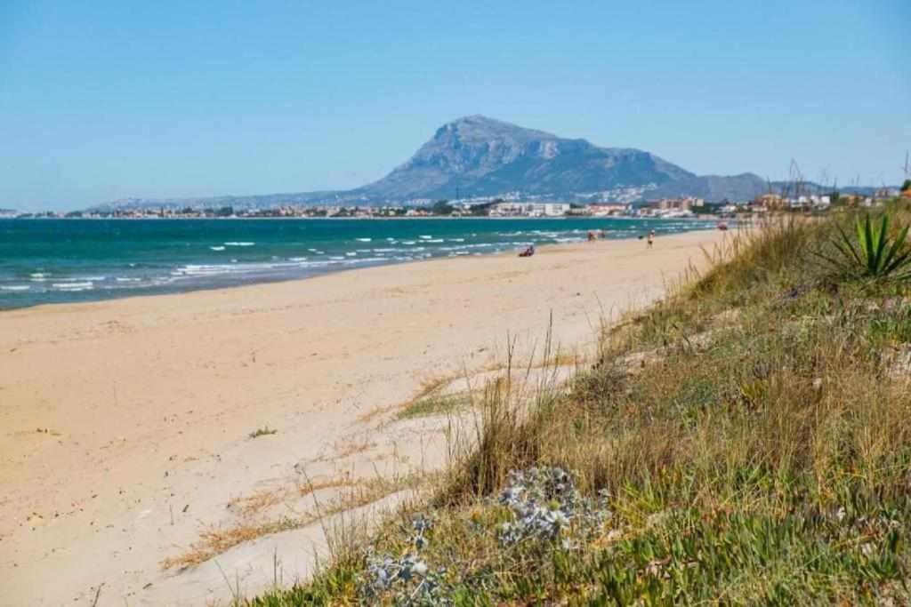 Apartamentos El Sol A 20 Metros Del Mar Дения Экстерьер фото